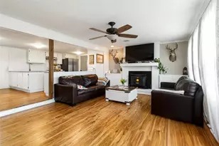 227 Henderson Ln, Lockhart, TX 78644 - Photo 7