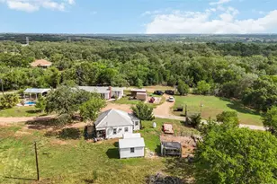 227 Henderson Ln, Lockhart, TX 78644 - Photo 35