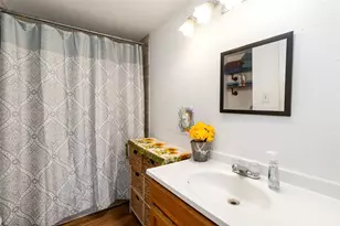 227 Henderson Ln, Lockhart, TX 78644 - Photo 15