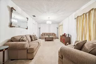 5600 E Martin Luther King Jr Blvd, Austin, TX 78721 - Photo 5