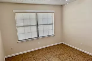 102 Lady Bird Ln, San Marcos, TX 78666 - Photo 19