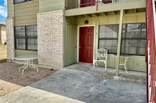 102 Lady Bird Ln, San Marcos, TX 78666 - Photo 3