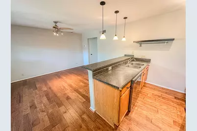 910 Duncan Lane #35, Austin, TX 78705 - Photo 5