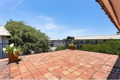 910 Duncan Lane #35, Austin, TX 78705 - Photo 15