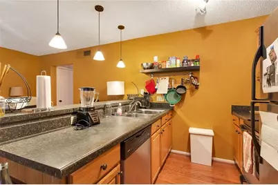 910 Duncan Lane #35, Austin, TX 78705 - Photo 9