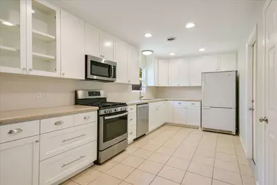 8012 Stillwood Lane, Austin, TX 78757 - Photo 9