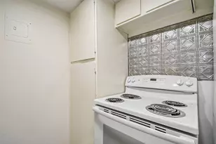 2413 Leon St, Austin, TX 78705 - Photo 13