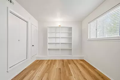 2413 Leon Street #104, Austin, TX 78705 - Photo 15