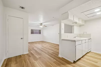 2413 Leon Street #104, Austin, TX 78705 - Photo 11