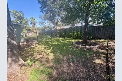 2512 Baxter Drive, Austin, TX 78745 - Photo 25