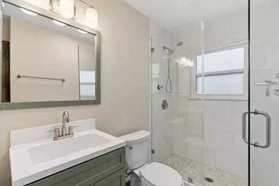 904 Plateau Circle, Austin, TX 78745 - Photo 13
