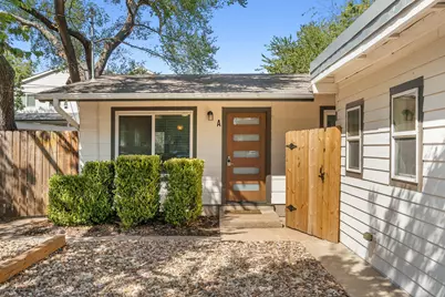 904 Plateau Circle, Austin, TX 78745 - Photo 5