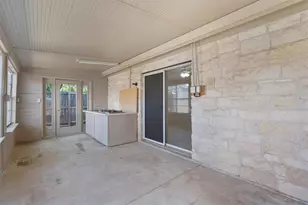 902 Rocking Spur Cove, Pflugerville, TX 78660 - Photo 19