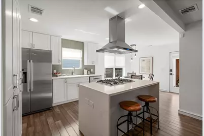 605 Harris Avenue, Austin, TX 78705 - Photo 13