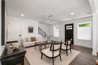 605 Harris Avenue, Austin, TX 78705 - Photo 9