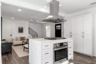 605 Harris Ave, Austin, TX 78705 - Photo 13