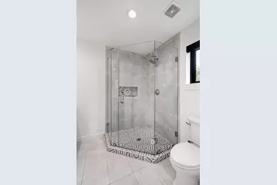 2214 Garden Street #2, Austin, TX 78702 - Photo 29