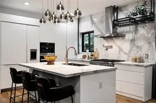 2214 Garden St, Austin, TX 78702 - Photo 7