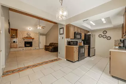 1713 Parkside Circle, Round Rock, TX 78664 - Photo 5