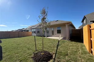 109 Holmby Dr, Hutto, TX 78634 - Photo 5