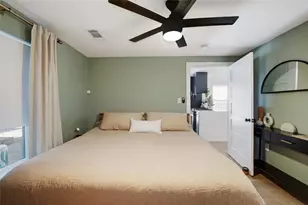 2324 Santa Maria St, Austin, TX 78702 - Photo 19