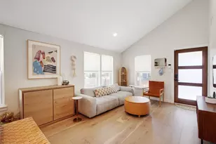 2324 Santa Maria St, Austin, TX 78702 - Photo 9