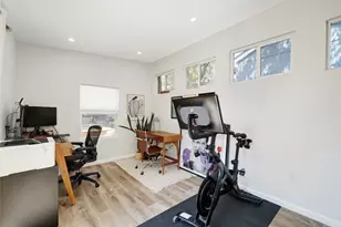 2324 Santa Maria St, Austin, TX 78702 - Photo 29