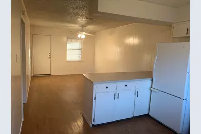 908 Emile Street #10, Bastrop, TX 78602 - Photo 5
