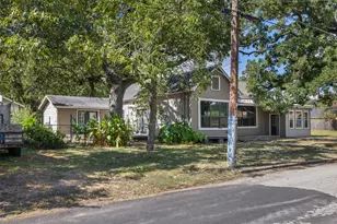 488 7th St, Somerville, TX 77879 - Photo 31