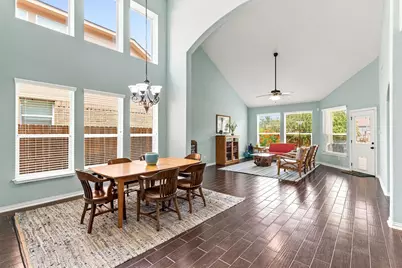 706 Irvin Drive, San Marcos, TX 78666 - Photo 5