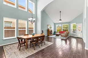706 Irvin Dr, San Marcos, TX 78666 - Photo 5