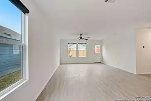10707 Margarita Loop, San Antonio, TX 78109 - Photo 3