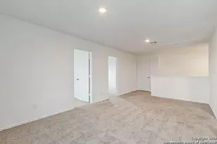 10707 Margarita Loop, San Antonio, TX 78109 - Photo 19