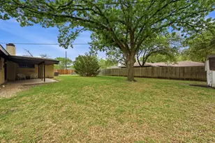 908 Vogel Dr, Lockhart, TX 78644 - Photo 31