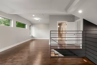 5204 Samuel Huston Avenue, Austin, TX 78721 - Photo 29