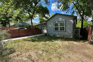 914 E 39th St, Austin, TX 78751 - Photo 27
