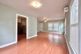 914 E 39th St, Austin, TX 78751 - Photo 7