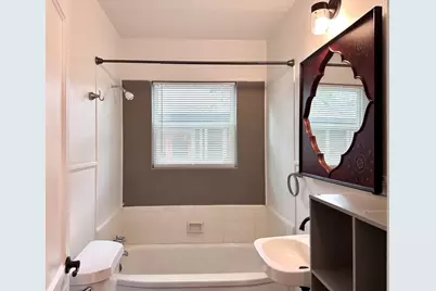 914 E 39th Street #1, Austin, TX 78751 - Photo 13