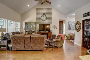 138 Wood Hollow Ct, Bastrop, TX 78602 - Photo 7