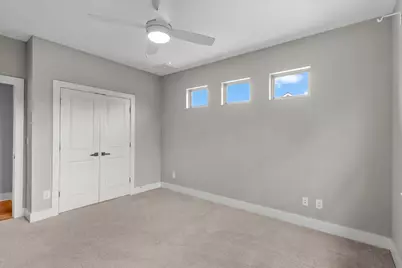 913 Stobaugh Street #B, Austin, TX 78757 - Photo 33