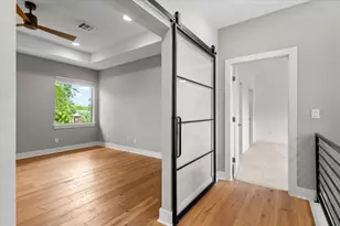 913 Stobaugh St, Austin, TX 78757 - Photo 29