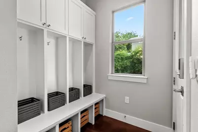 913 Stobaugh Street #B, Austin, TX 78757 - Photo 15