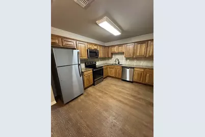 101 Calvin Smith Lane #B, Jarrell, TX 76537 - Photo 7