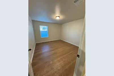 101 Calvin Smith Lane #B, Jarrell, TX 76537 - Photo 19