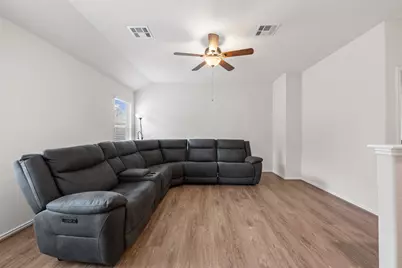 505 Circle Way #6D, Jarrell, TX 76537 - Photo 17