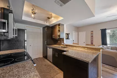 506 W San Antonio Street #205, San Marcos, TX 78666 - Photo 9