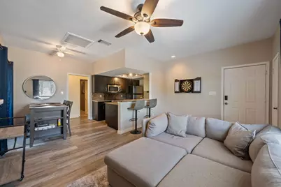 506 W San Antonio Street #205, San Marcos, TX 78666 - Photo 5