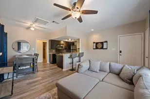 506 W San Antonio St, San Marcos, TX 78666 - Photo 5