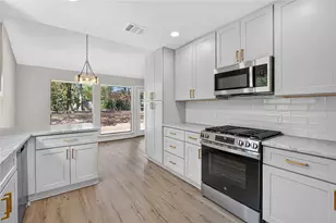 11202 Balcones Woods Cove, Austin, TX 78759 - Photo 3