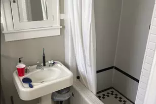 1115 W 22 1/2 St, Austin, TX 78705 - Photo 15